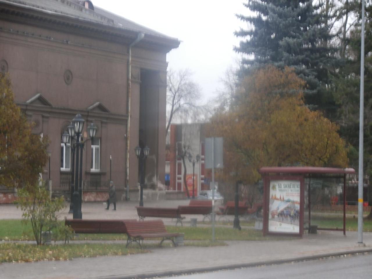 Central Daugavpils Apartment Екстер'єр фото